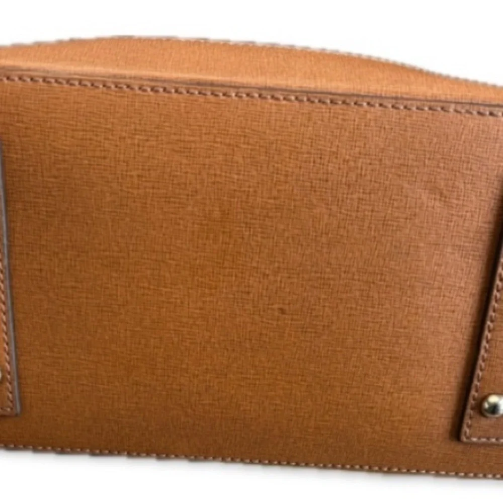 Gorgeous Dooney & Bourke Tan Leather Satchel